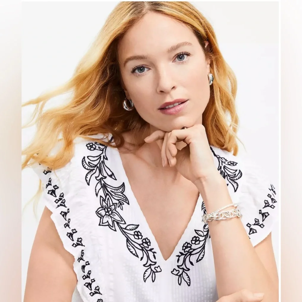 LOFT Floral Embroidered Ruffle Peplum Top Women’s Size Medium - Picture 2 of 9